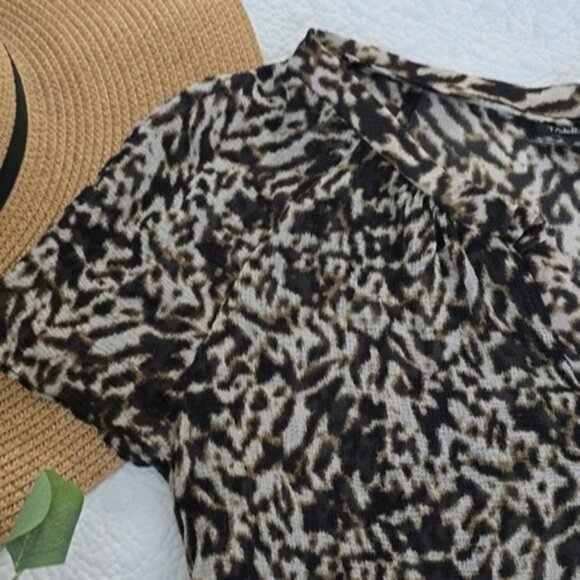 Talbots Women's Sheer Blouse Size 10 Brown Ivory Abstract Animal Short Sleeves - Picture 4 of 12